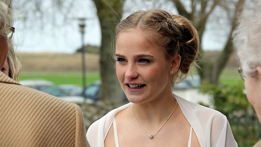 Theas konfirmation